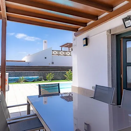 Villas Camelot By Escape וילה